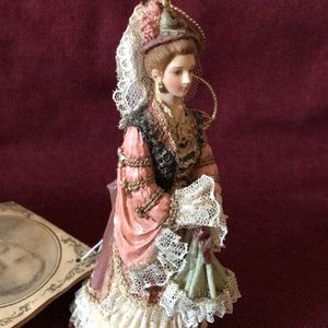 💥SALE 2/$30💥 Vintage Ornament Louis Nichole Victorian Figurine